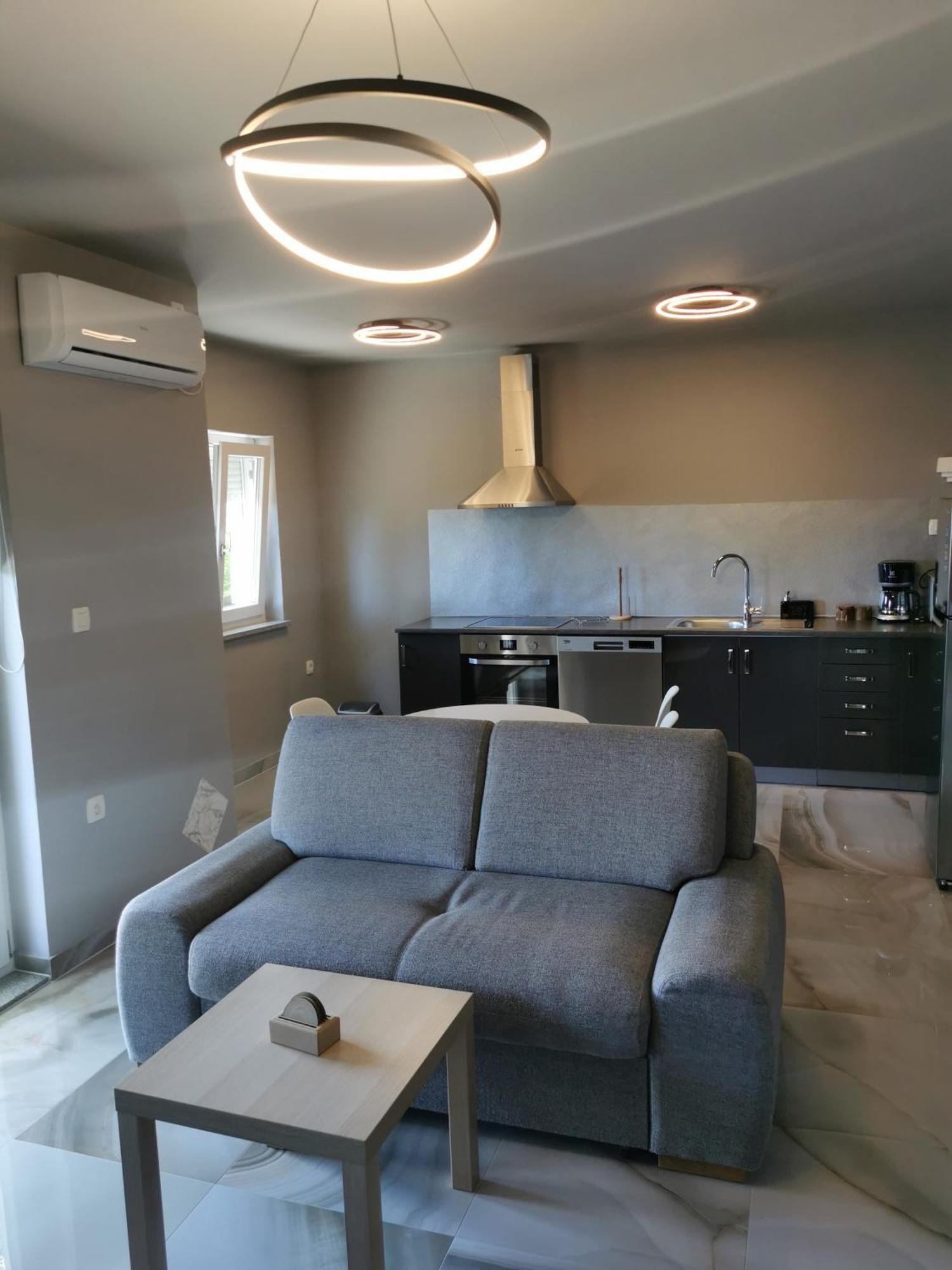Apartment Luki Povile Zewnętrze zdjęcie